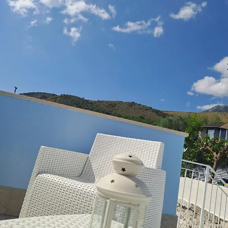 A Casa Di Lucia Bed and Breakfast