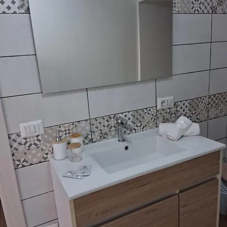 A Casa Di Lucia Bed and Breakfast