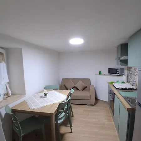A Casa Di Lucia 3*